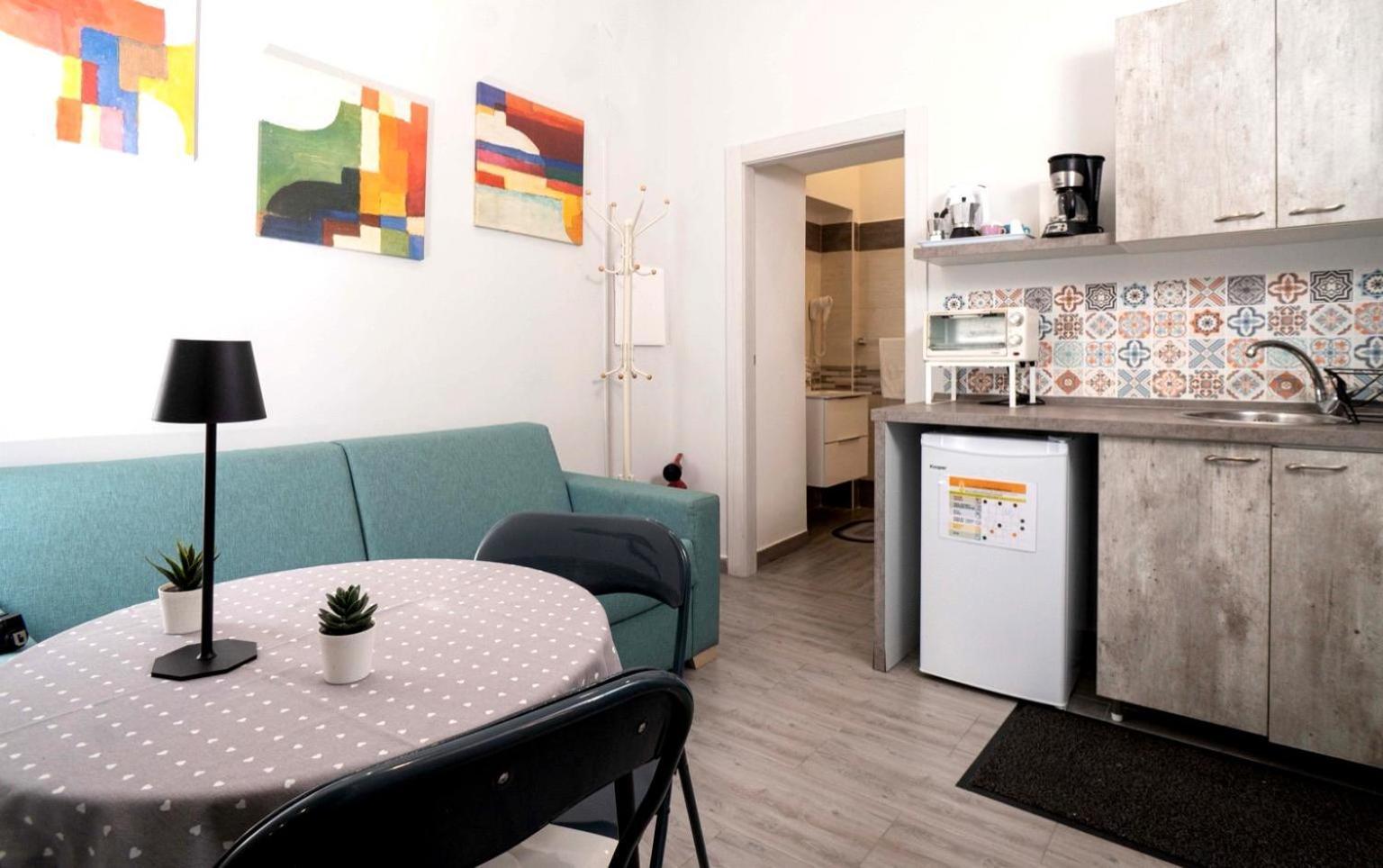Casa Vacanze Alma B&B Grazioso Appartamento Sul Lungomare Di Pozzuoli A 300Mt Dal Centro E Dal Rione Terra By Movery المظهر الخارجي الصورة